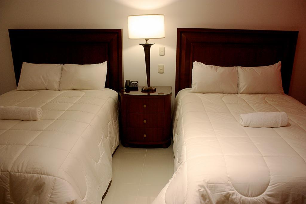 Mc Hotel 伊察 外观 照片